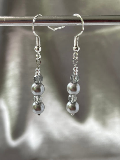 Crystal and Glass Pearl Bead Earrings (Silver)